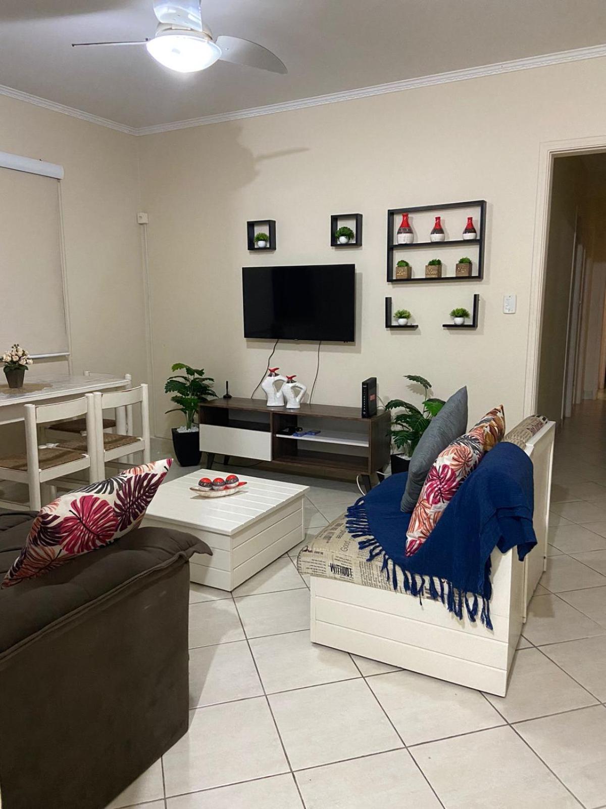 Apartamento encantador no Guarujá, praia da Enseada - Apenas 600m da praia ! Exterior foto