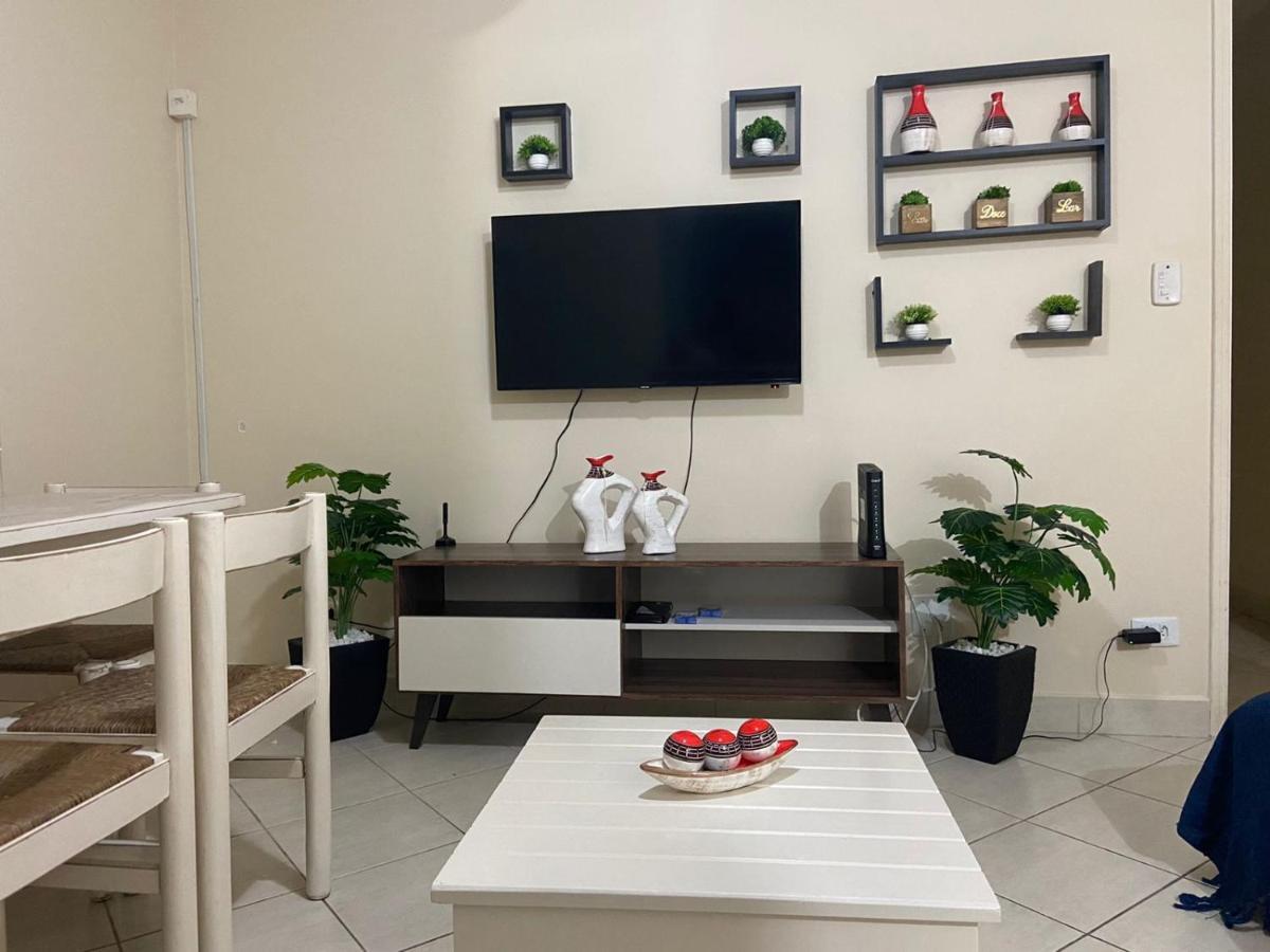 Apartamento encantador no Guarujá, praia da Enseada - Apenas 600m da praia ! Exterior foto