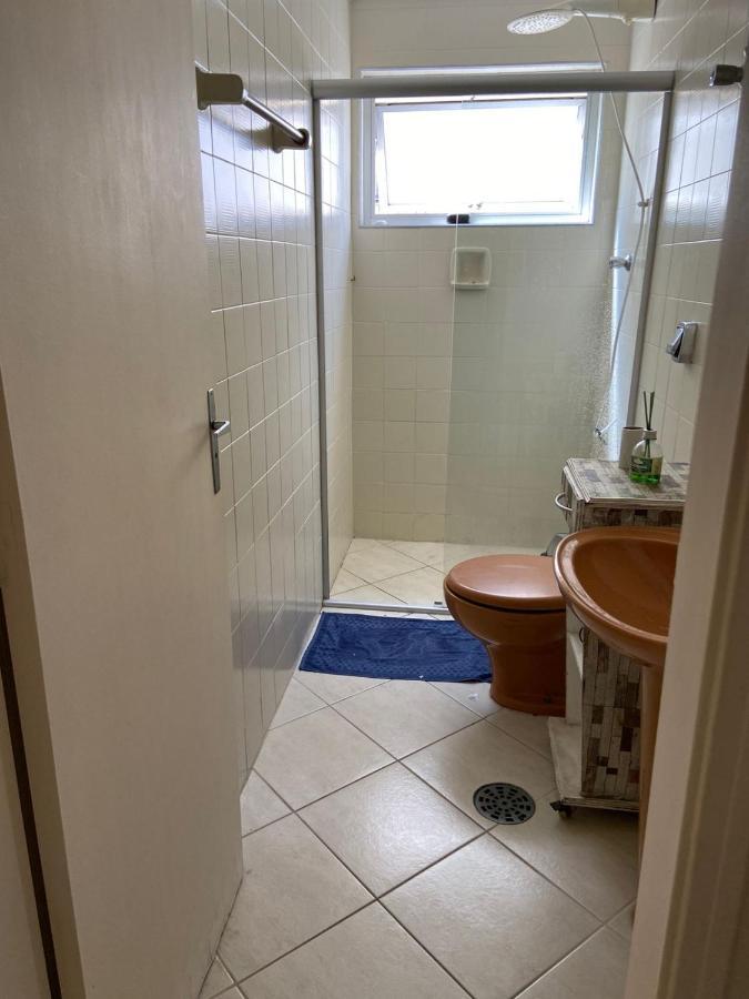 Apartamento encantador no Guarujá, praia da Enseada - Apenas 600m da praia ! Exterior foto
