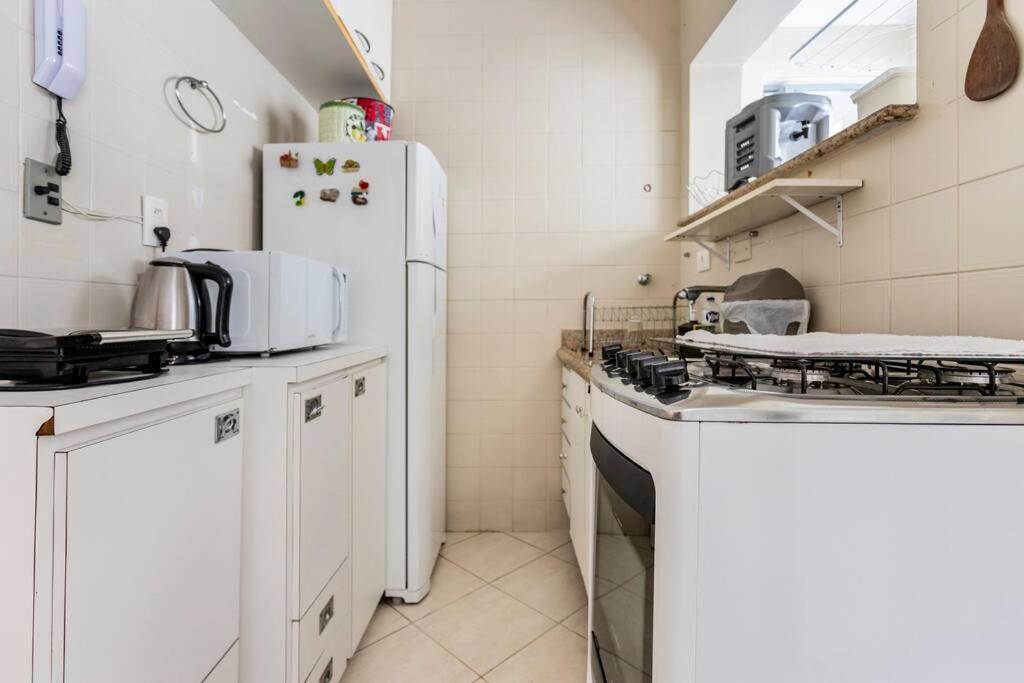 Apartamento encantador no Guarujá, praia da Enseada - Apenas 600m da praia ! Exterior foto